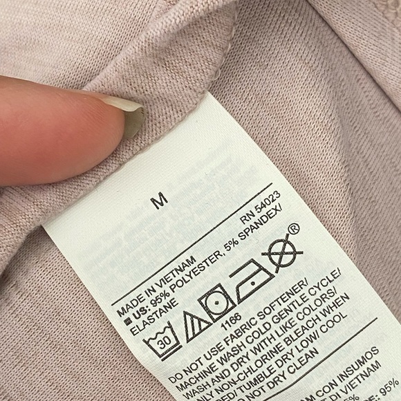 Old Navy Active // long sleeve breathe on tee - Picture 3 of 8